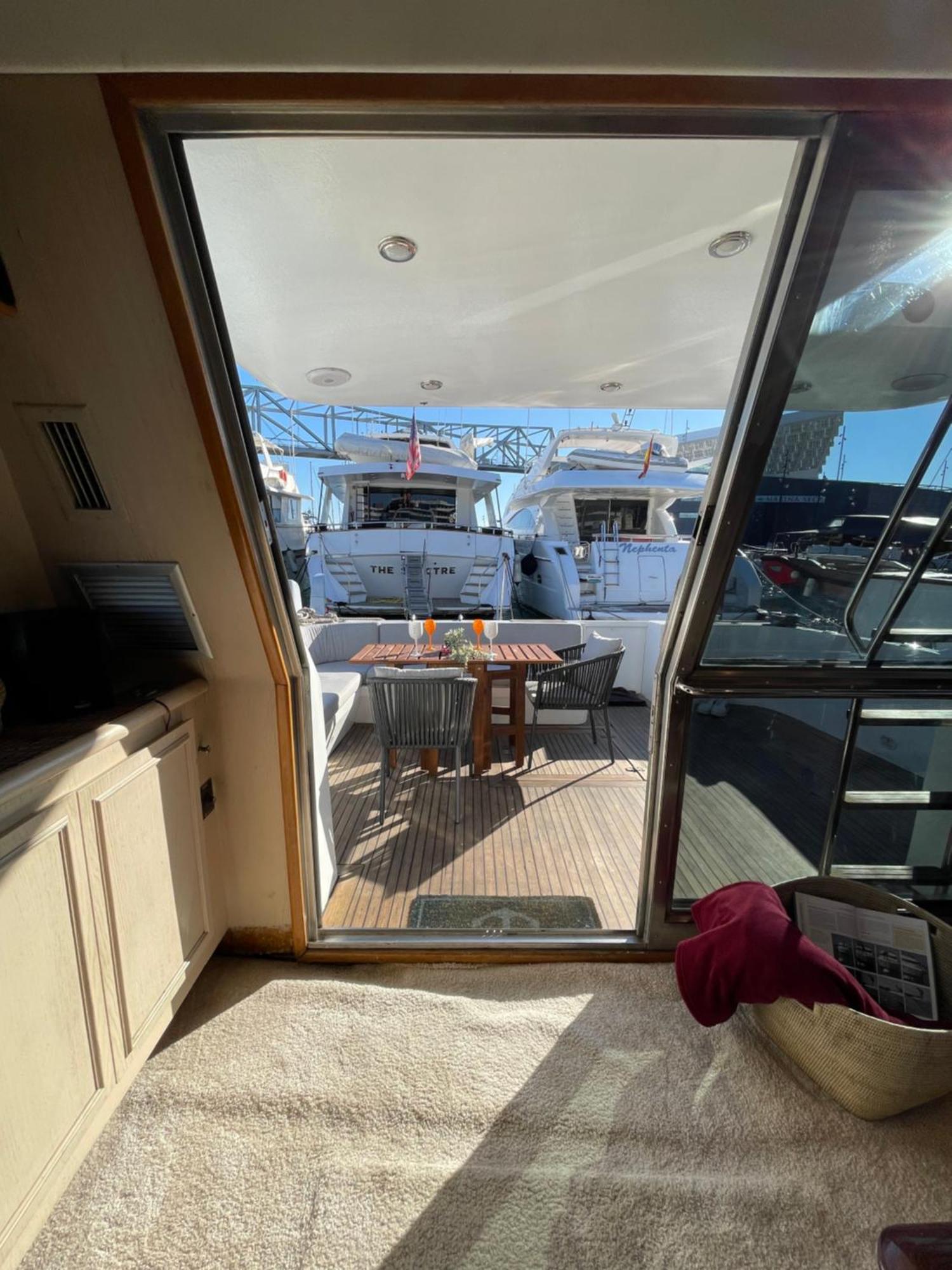 Bateau-hôtel Yate Stv *